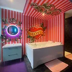 Capsule Tattoo Appartamento Douai