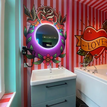 Capsule Tattoo - Balnéo - Playstation 5 - écran Géant *