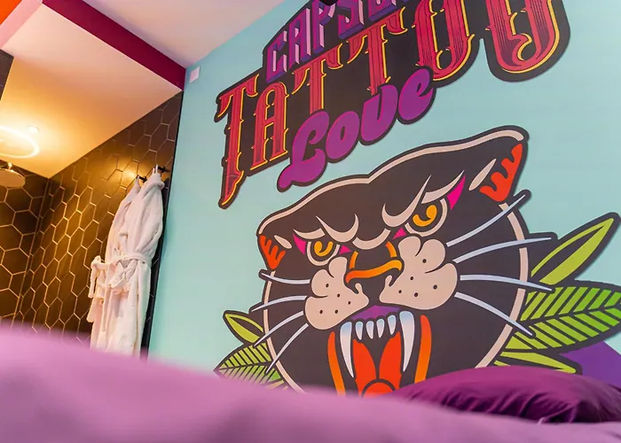 Capsule Tattoo - Balnéo - Playstation 5 - écran Géant Appartement