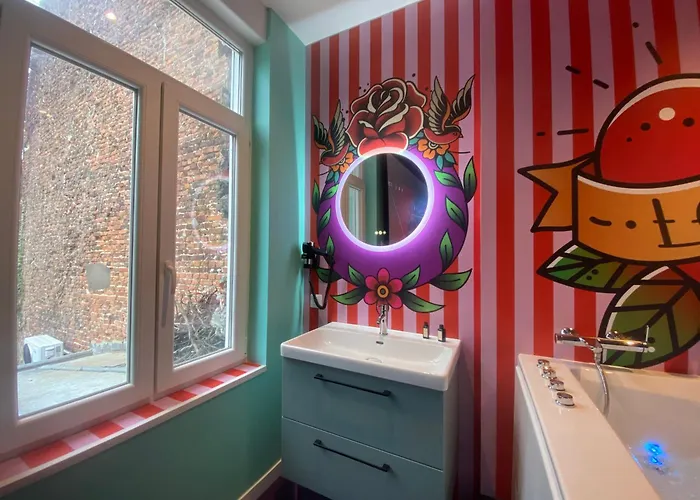 Capsule Tattoo - Balnéo - Playstation 5 - écran Géant Douai