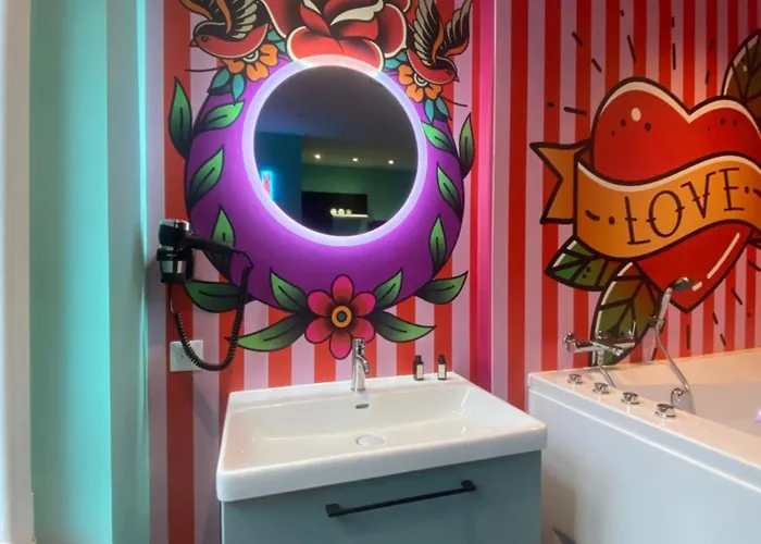 Capsule Tattoo - Balnéo - Playstation 5 - écran Géant *