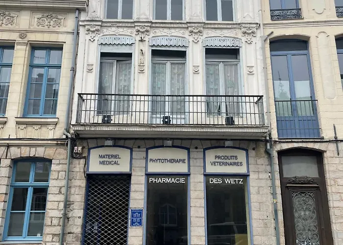 Appartement Capsule Tattoo - Balnéo - Playstation 5 - écran Géant *